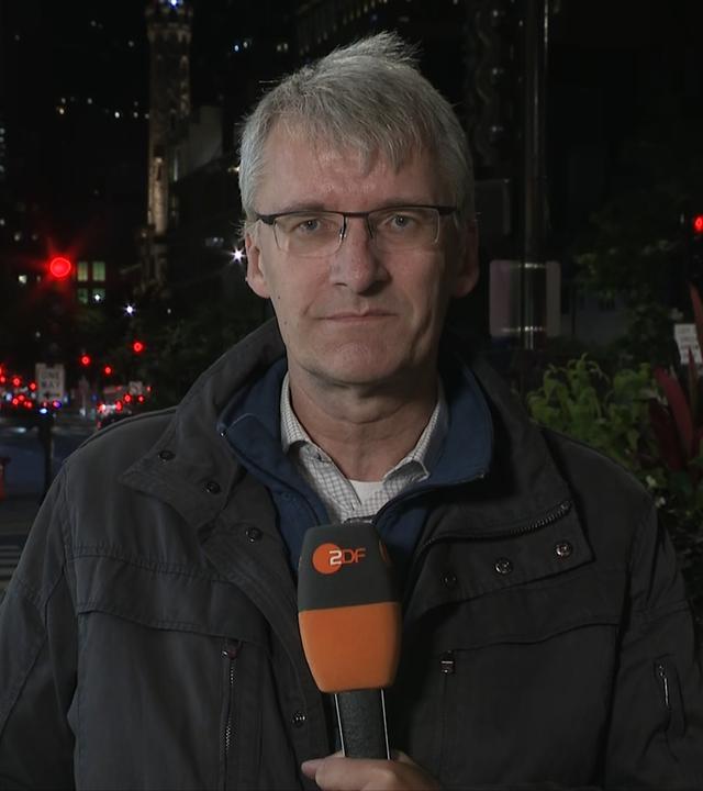 ZDF-Korrespondent Elmar Theveßen in Chicago