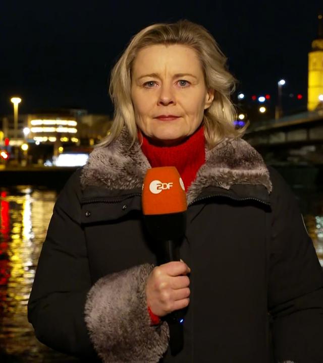 ZDF-Reporterin Annette Pöschel in Magdeburg