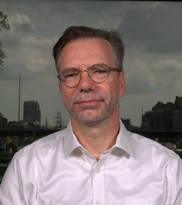 Dr. Uwe Schwichtenberg 