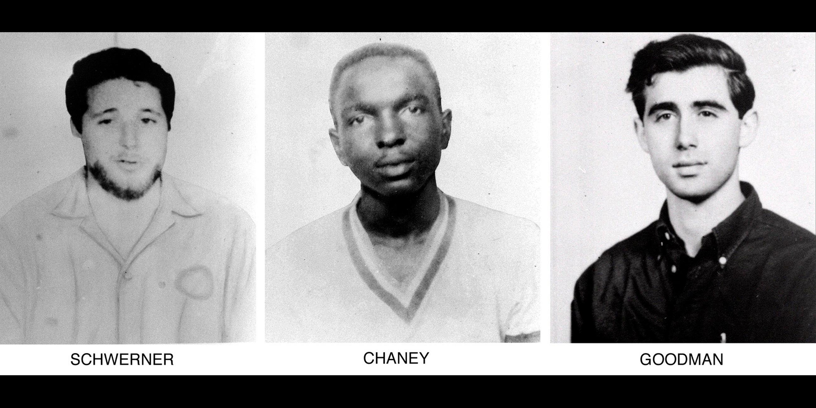 Dieses undatierte Aktenfoto zeigt die Bürgerrechtler Michael Schwerner (links), James Chaney und Andrew Goodman (rechts), die am 21. Juni 1964 in der Nähe von Philadelphia, Mississippi, verschwanden. 