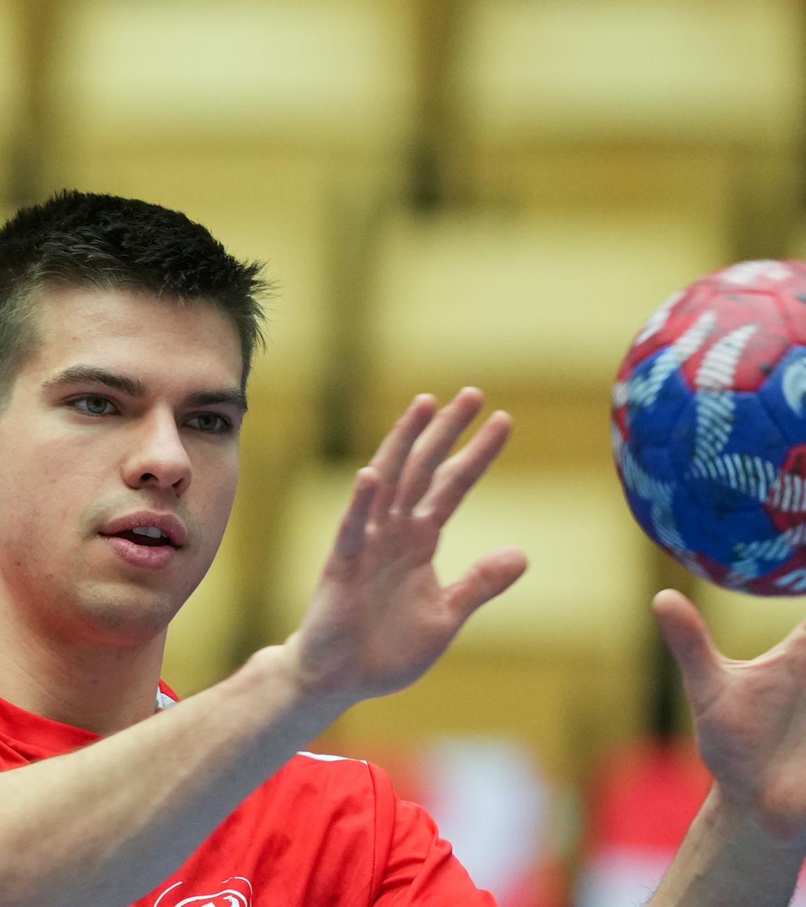 Renars Uscins beim Training der deutschen Handball-Nationalmannschaft