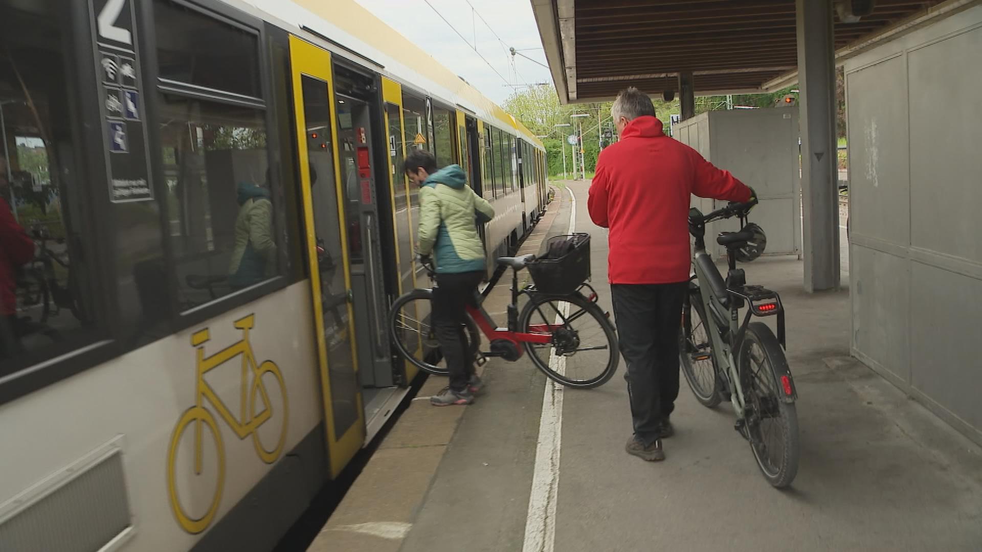 Tarifstreit: Neues Bahn-Angebot, EVG Prüft - ZDFheute