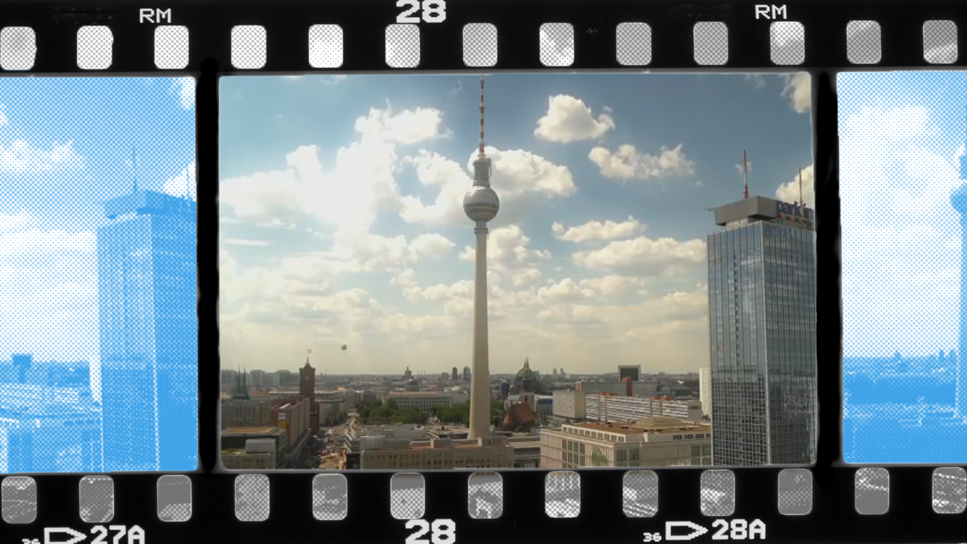 Der Berliner Fernsehturm in der Halbtotalen