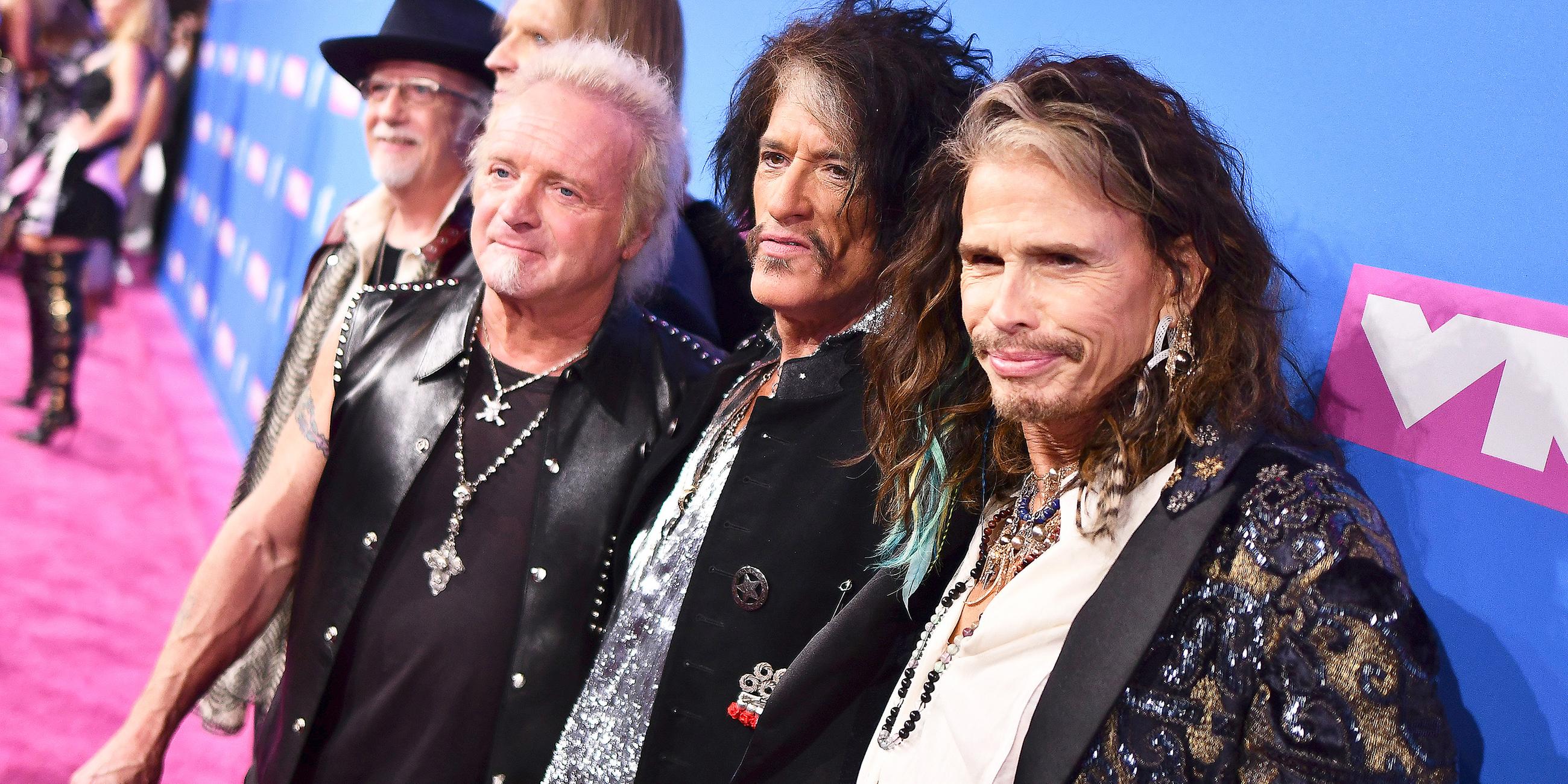 Brad Whitford (l-r), Joe Perry, Joey Kramer, Tom Hamilton und Steven Tyler von Aerosmith