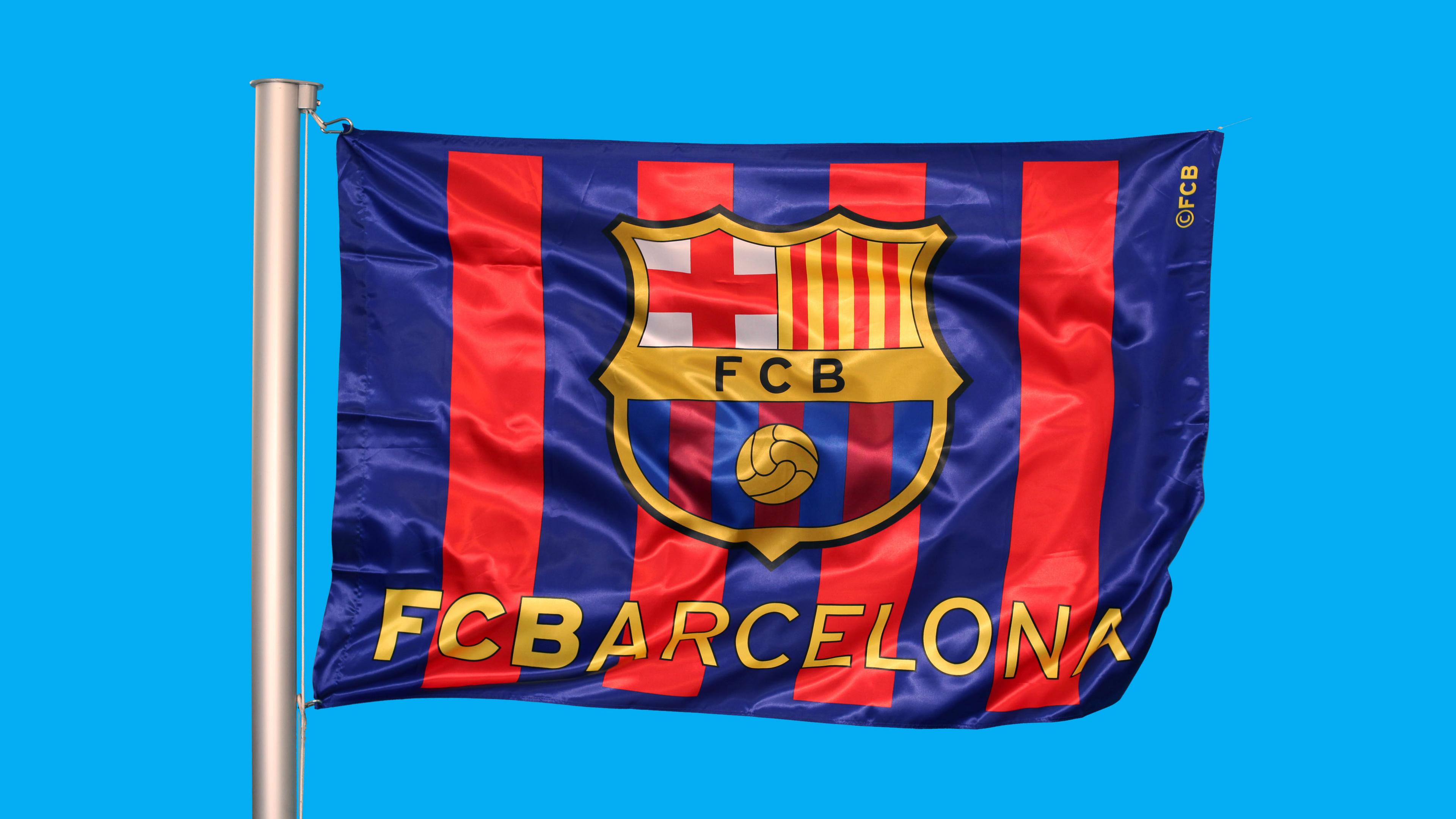 wehende fahne des fc barcelona