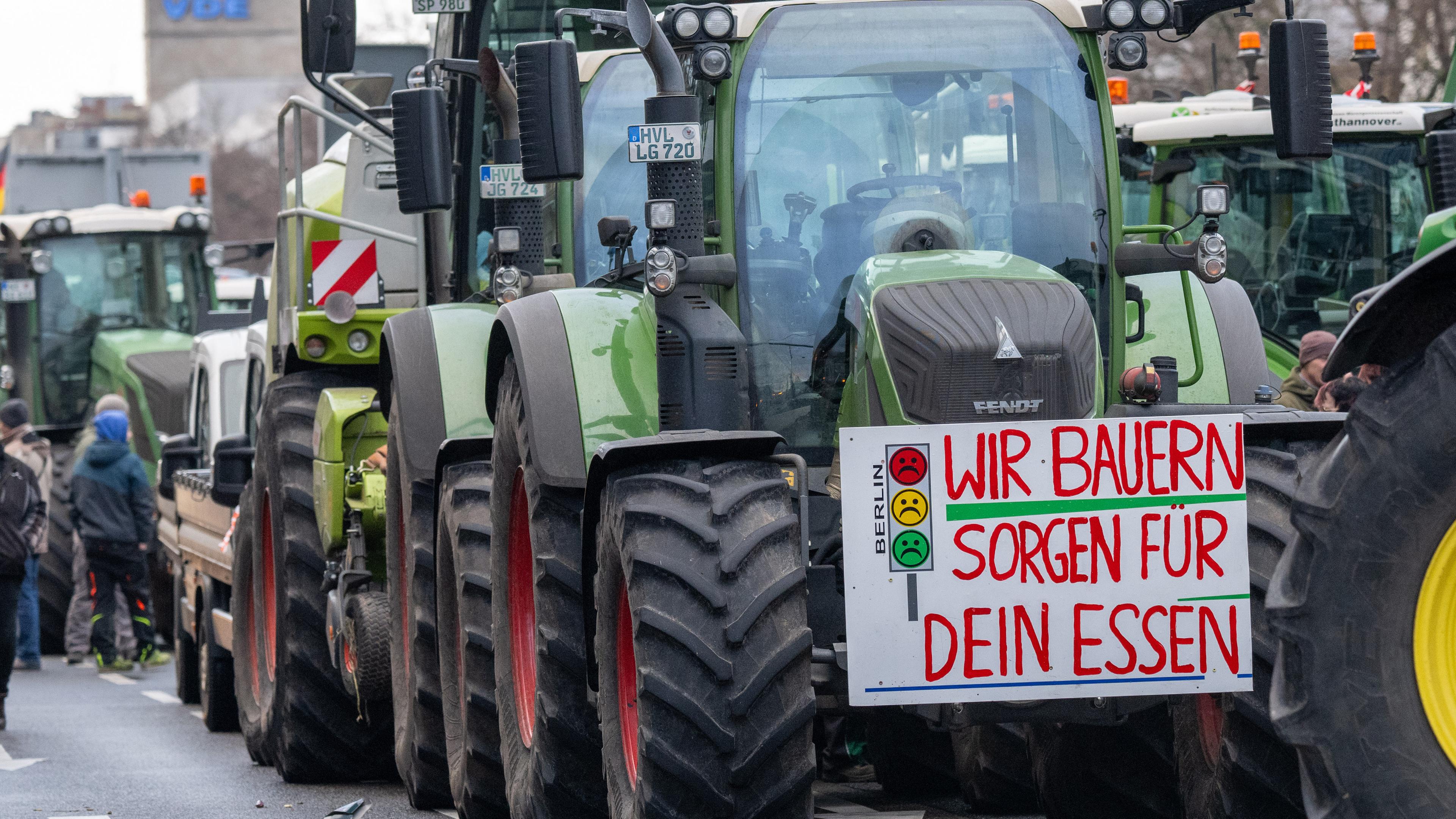 Bauern Protestieren Weiter: Forderungen An Kanzler Scholz - ZDFheute