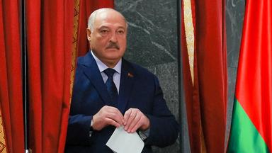 Belarus: Lukaschenko bleibt Präsident