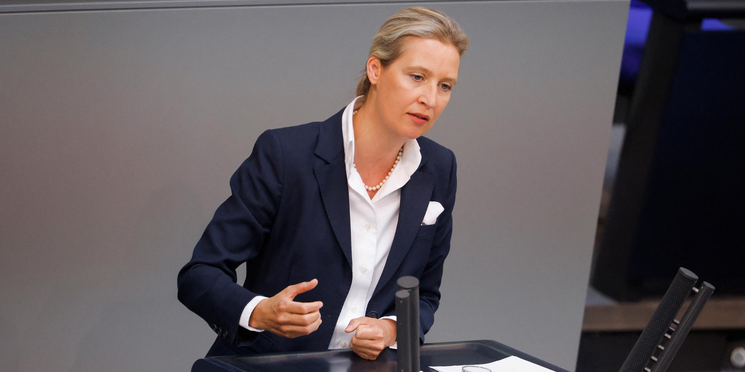Alice Weidel spricht im Bundestag