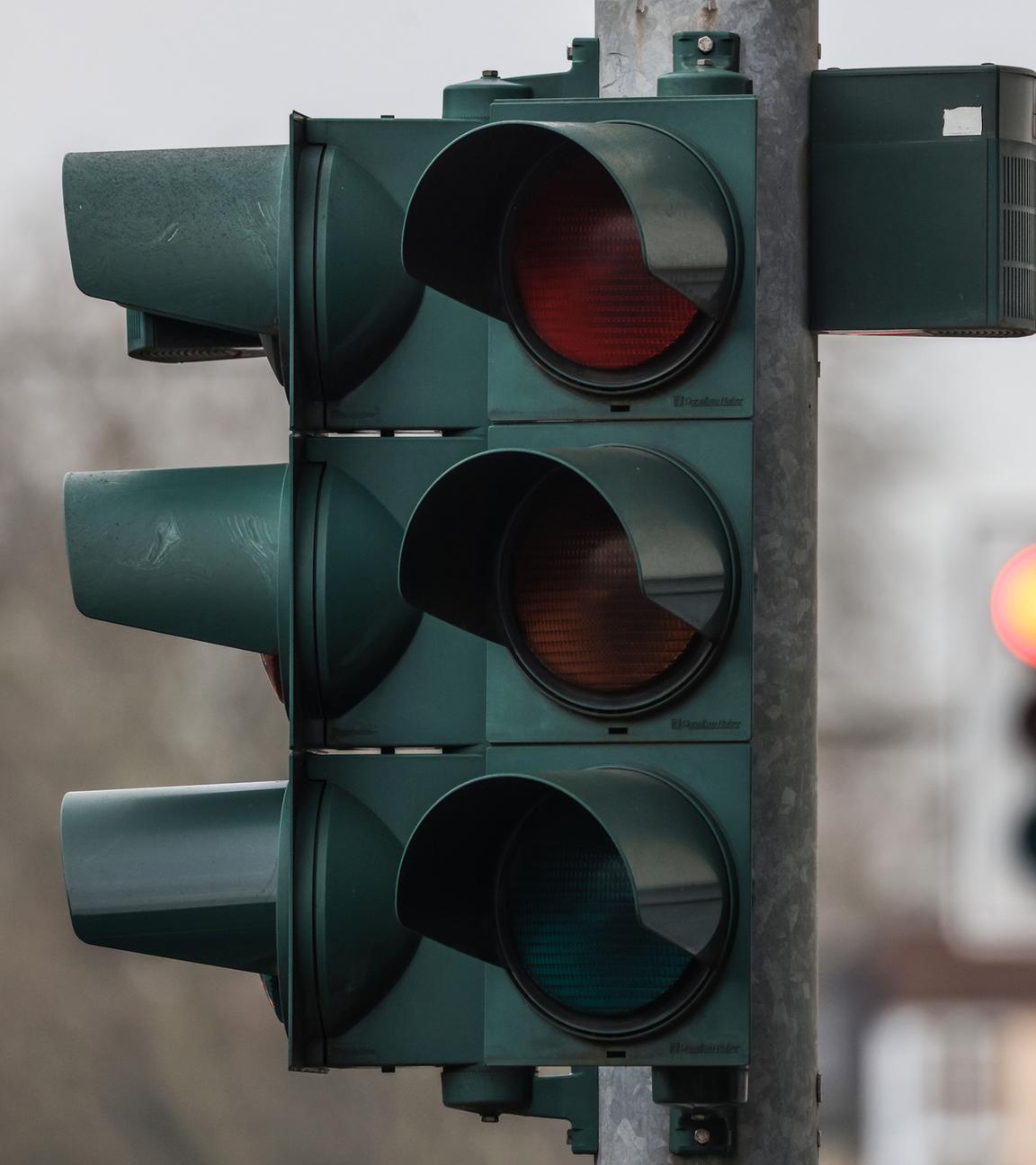 Eine Ampel ist ausgeschaltet