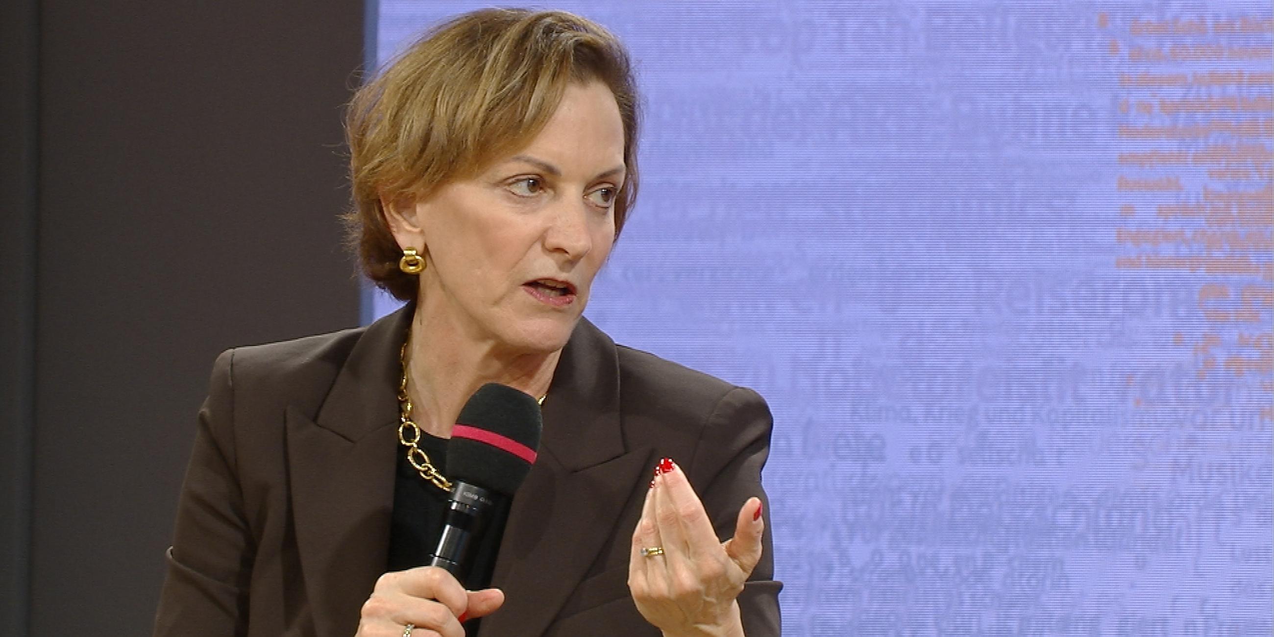 Anne Applebaum