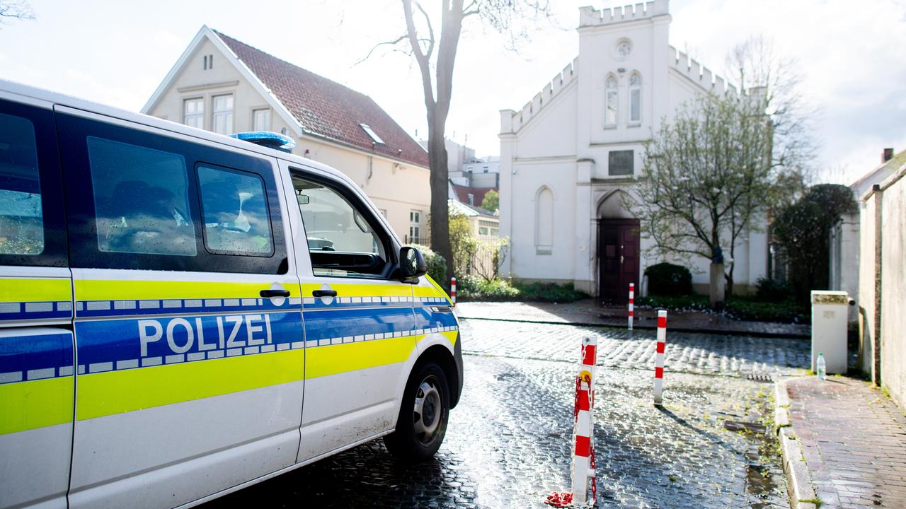 Anschlag Auf Synagoge Polizei Und Staatswalt Suchen Zeugen Zdfheute