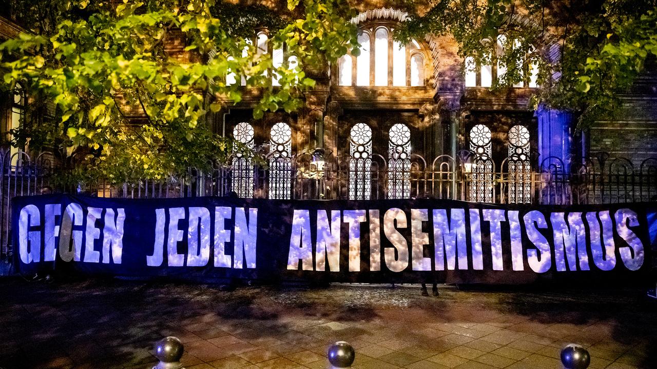 Antisemitismus - Aktuelle Nachrichten Und Hintergründe - ZDFheute