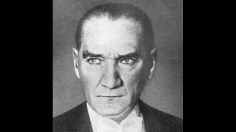 Mustafa Kmal Atatürk