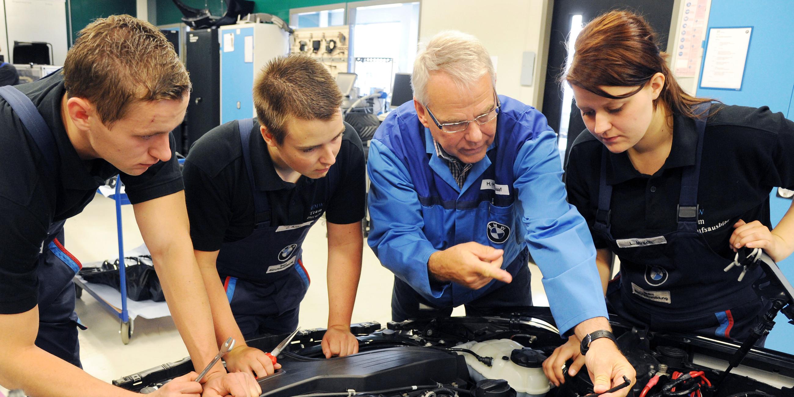 Ausbildung im BMW-Werk Leipzig, Archivbild