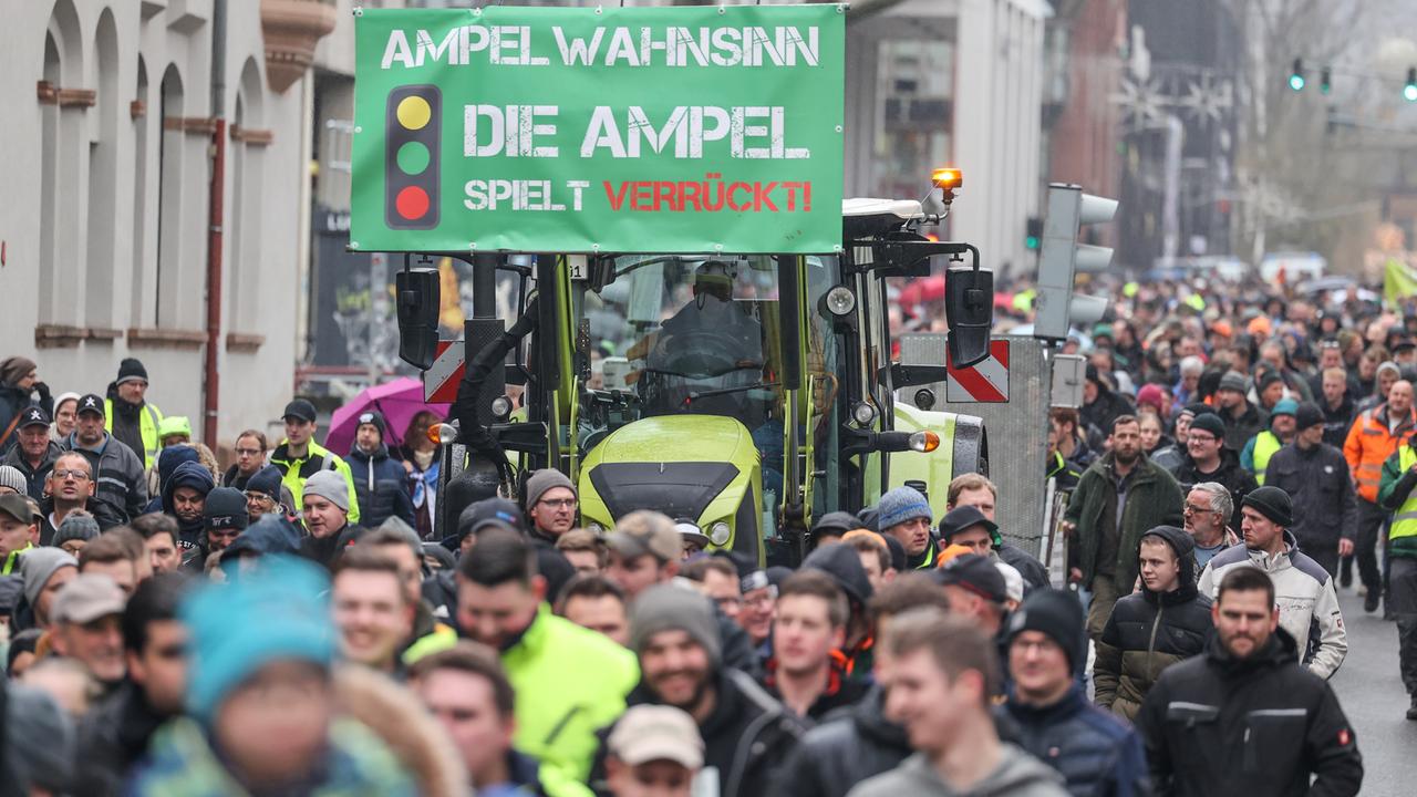 Bauernproteste: Bundesweite Blockaden Geplant - ZDFheute