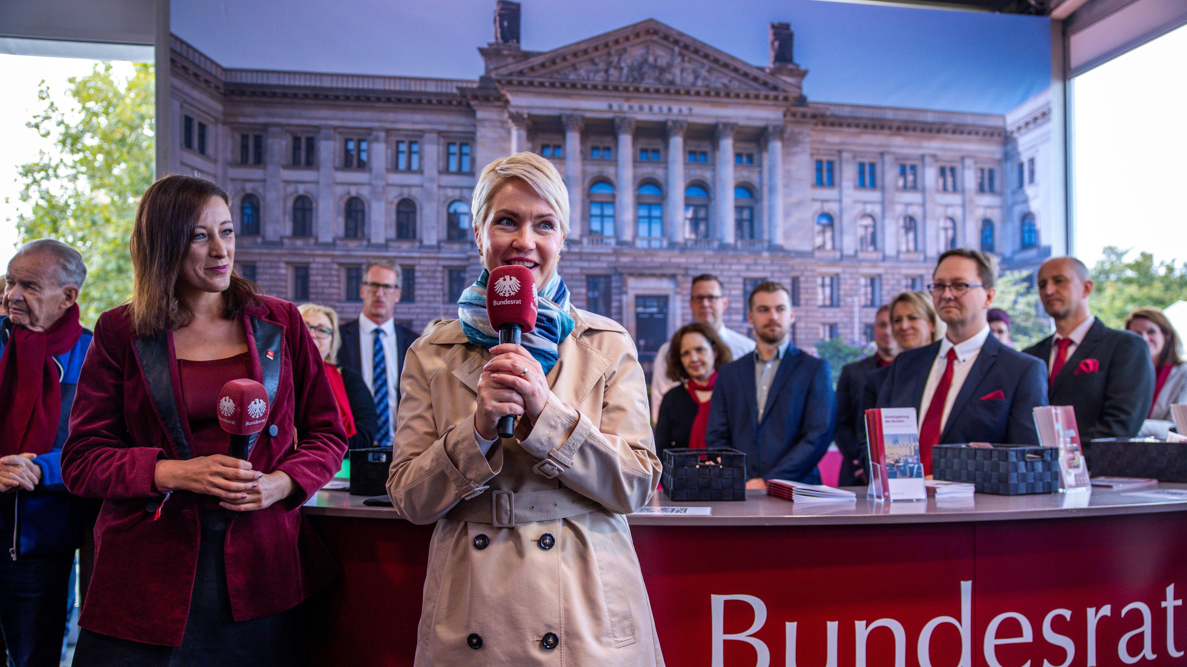 Manuela Schwesig bei Eröffnungsfeier der Feierlichkeiten zum Tag der Deutschen Einheit.