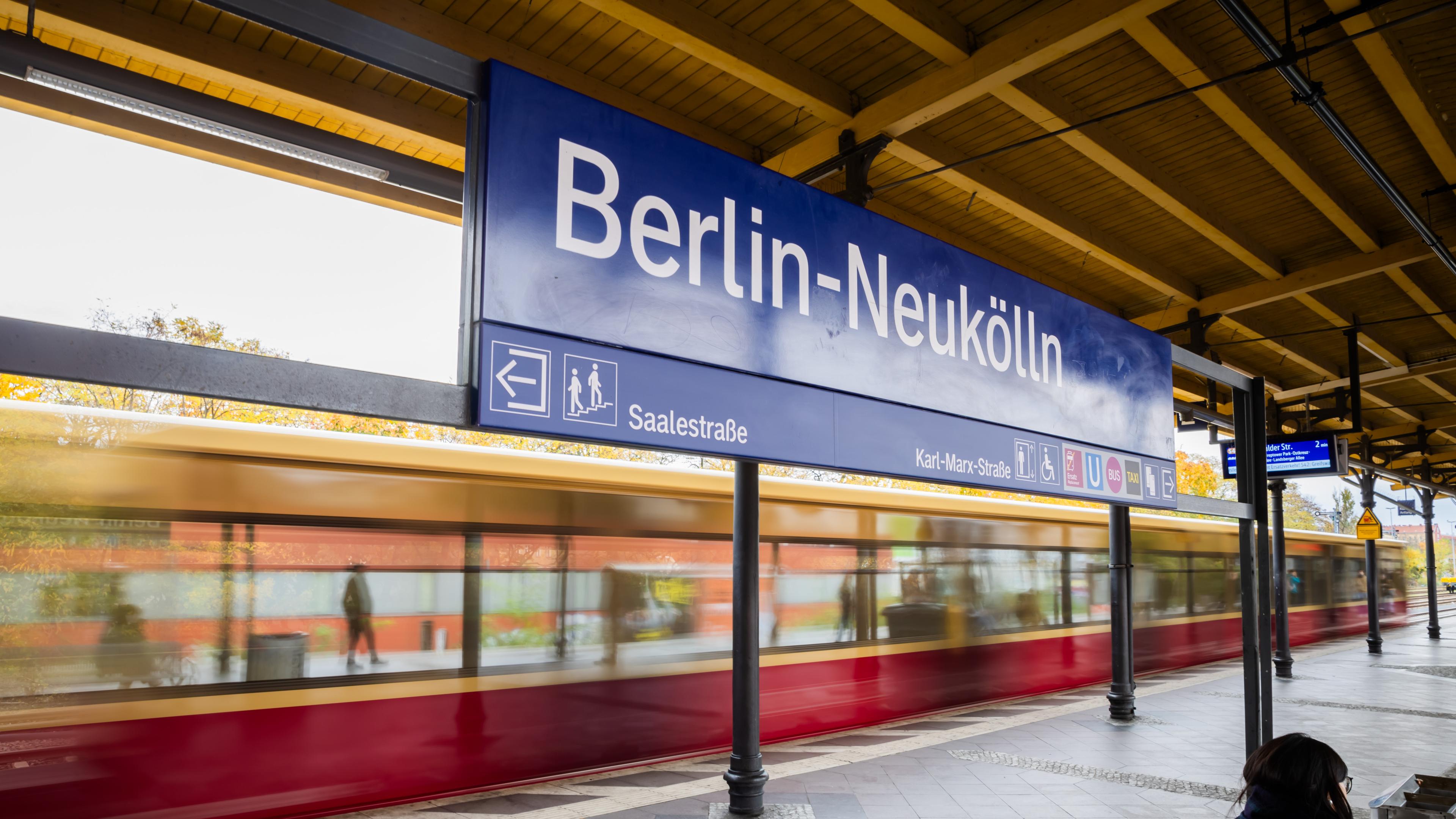 Der S-Bahnhof Berlin-Neukölln