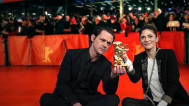 Aspekte - Die Kultursendung Im Zdf - Hollywoodstars Auf Der 75. Berlinale. Zdf Aspekte über Filme Mit Robert Pattinson, Timothée Chalamet & Benedict Cumberbatch.