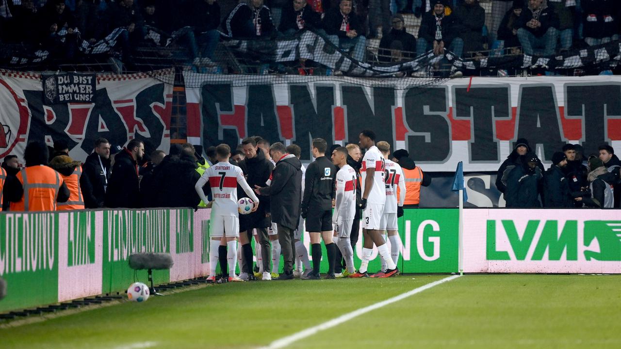 Bundesliga: Banner-Chaos Bei Bochums Sieg über Stuttgart - ZDFmediathek