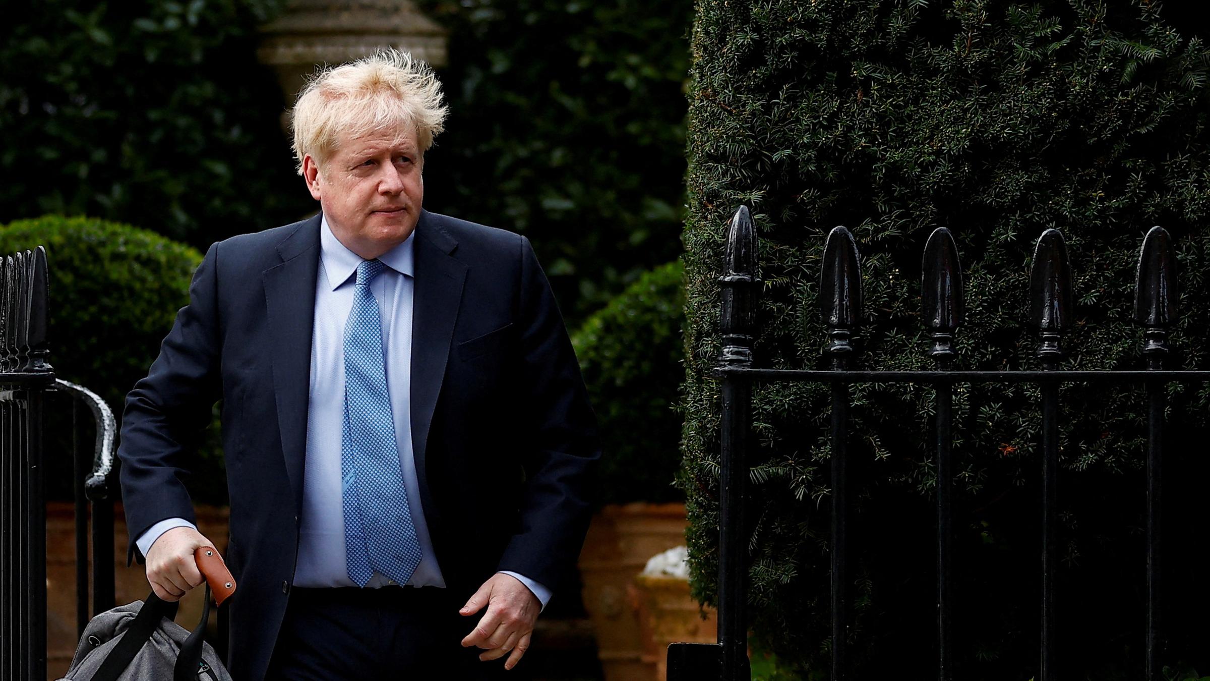 Boris Johnson Resigns From Parliament - News Unrolled