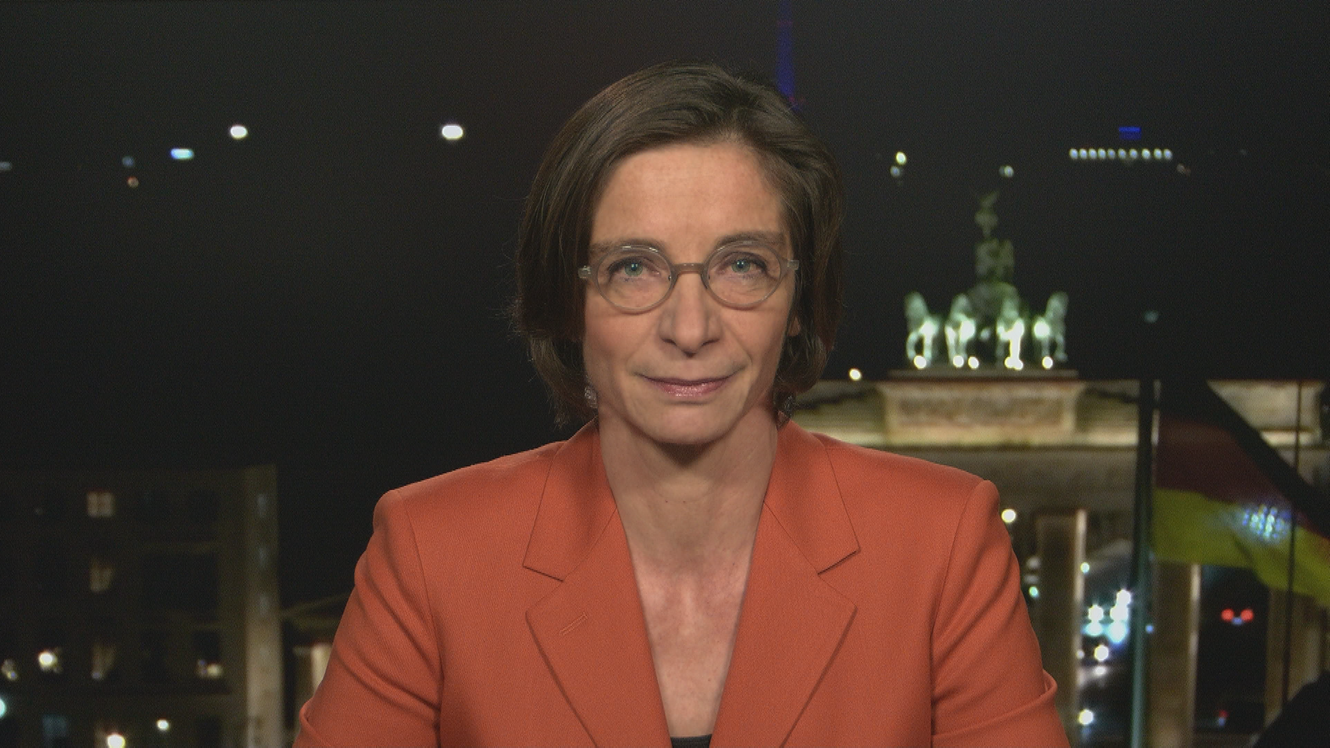 ZDF-Hauptstadtstudio-Leiterin Diana Zimmermann bei ZDFheute live.