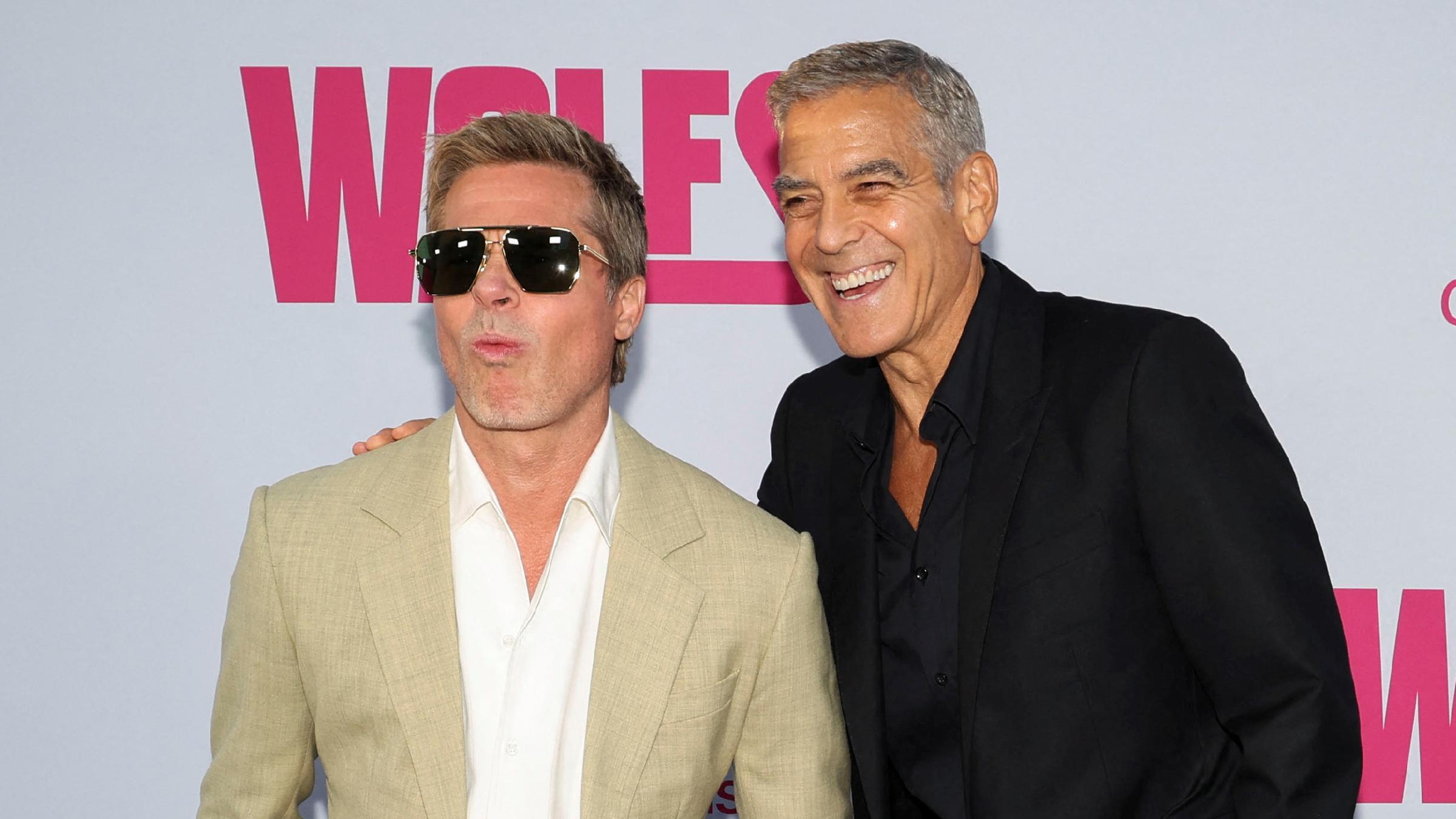 Bei der Premiere des Films "Wolfs" in Los Angeles alberten und kicherten Brad Pitt und George Clooney um die Wette. Es war zu spüren, dass die Schauspieler dicke Kumpels sind. (19.09.2024)