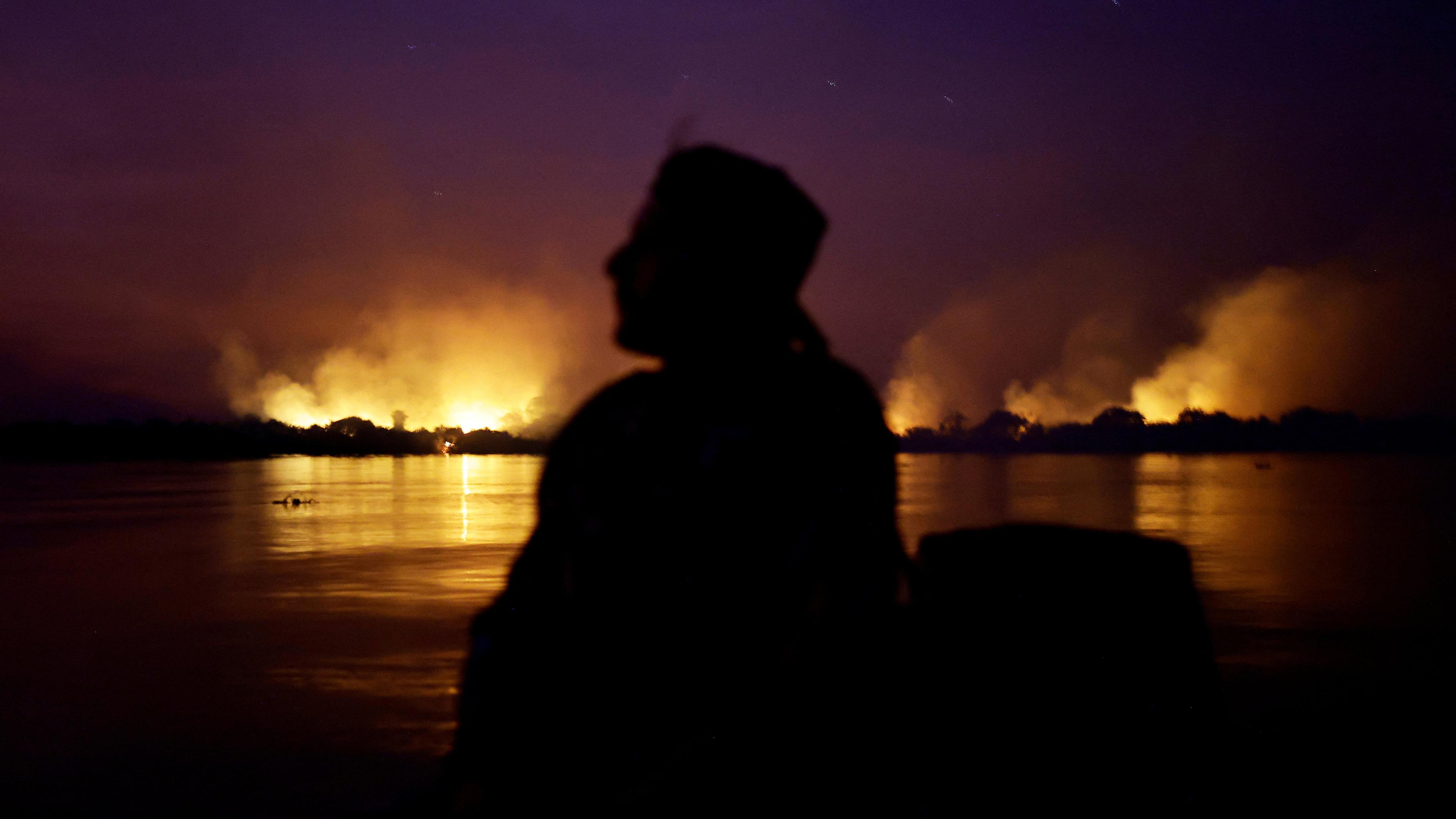 Brazil's tropical wetlands ablaze in massive fires