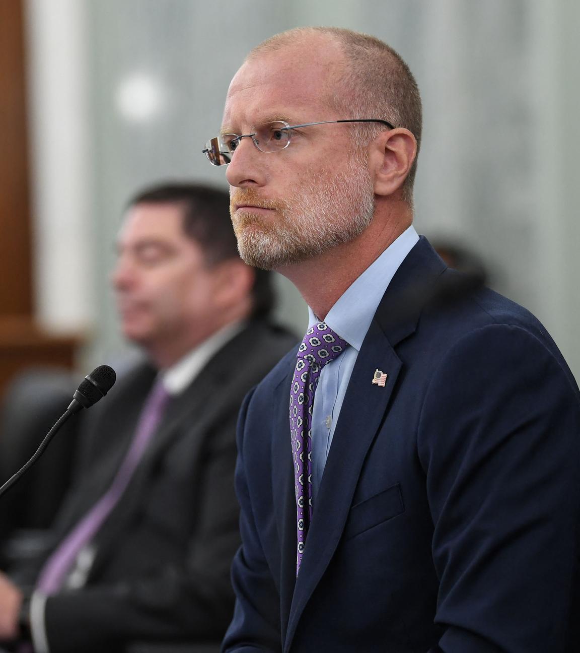 Brendan Carr sagt bei einer Anhörung zur Prüfung der FTC im Juni 2020 in Washington, DC, aus.