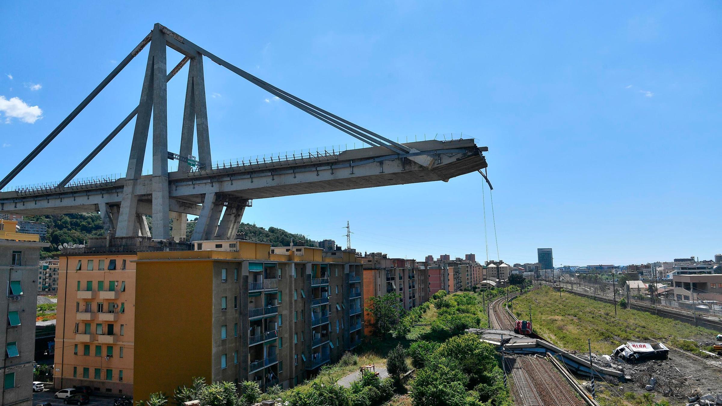 Einsturz 2018: Genua gedenkt Opfern der Morandi-Brücke - ZDFheute