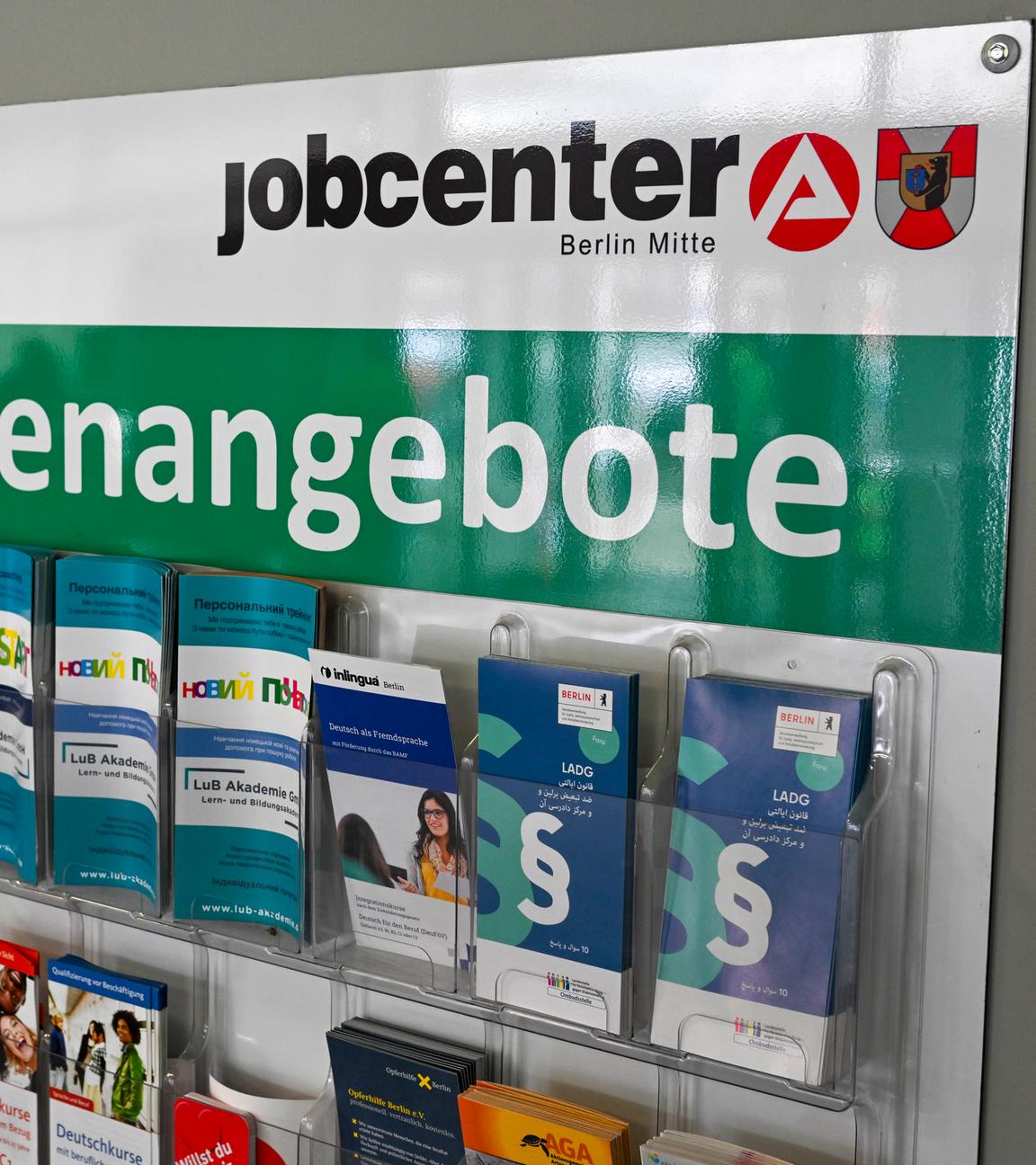 Stellenanzeigen-Flyer vom Jobcenter