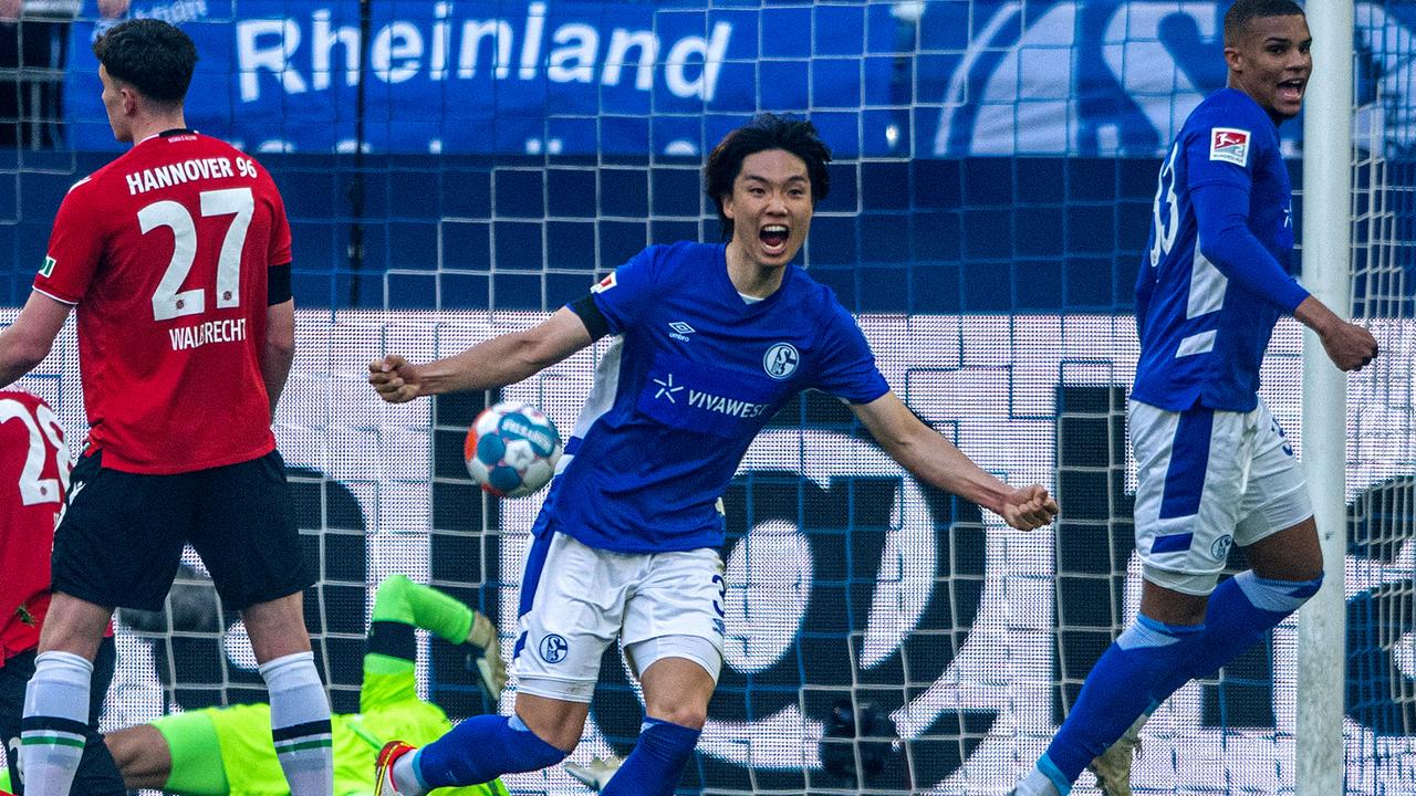 FC Schalke 04 - Hannover 96 2:1 | Bundesliga - Highlights - ZDFmediathek