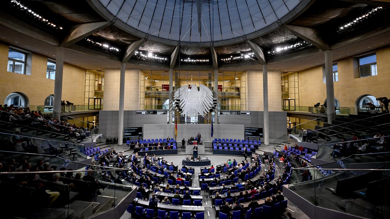 Bundestag Beschließt Nachtragshaushalt Für 2023 - ZDFheute