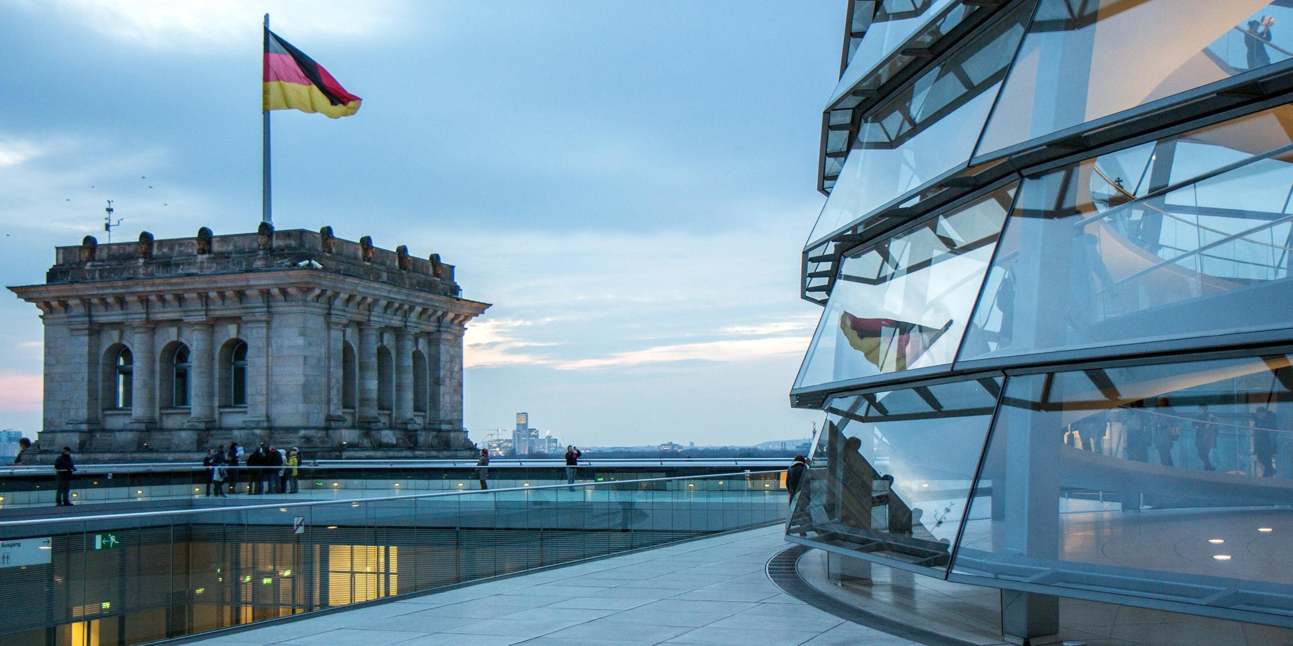 Kuppel des Reichstagsgebäudes in Berlin