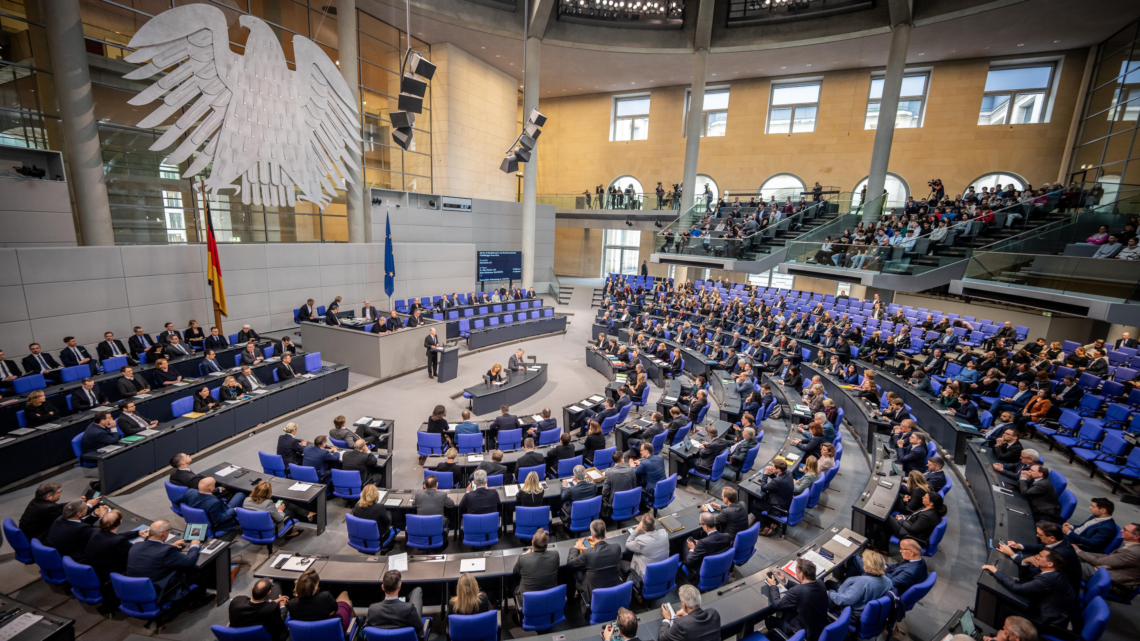 Volles Plenum im Bundestag