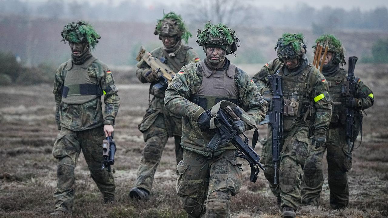 Haushalt 2024 Bundeswehrverband will mehr Geld für Truppe ZDFheute