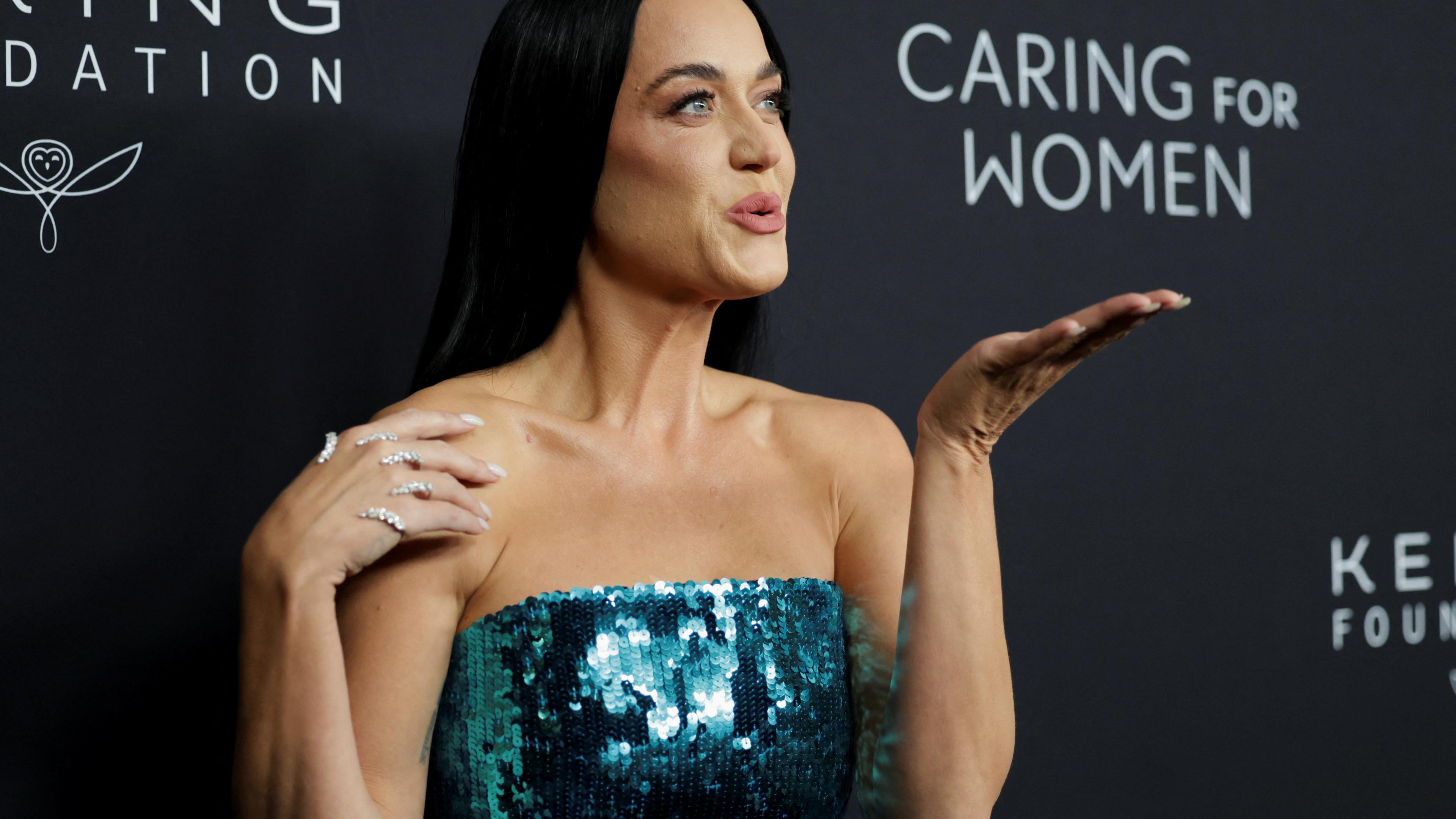 Katy Perry beim Dinner "Caring for Women"