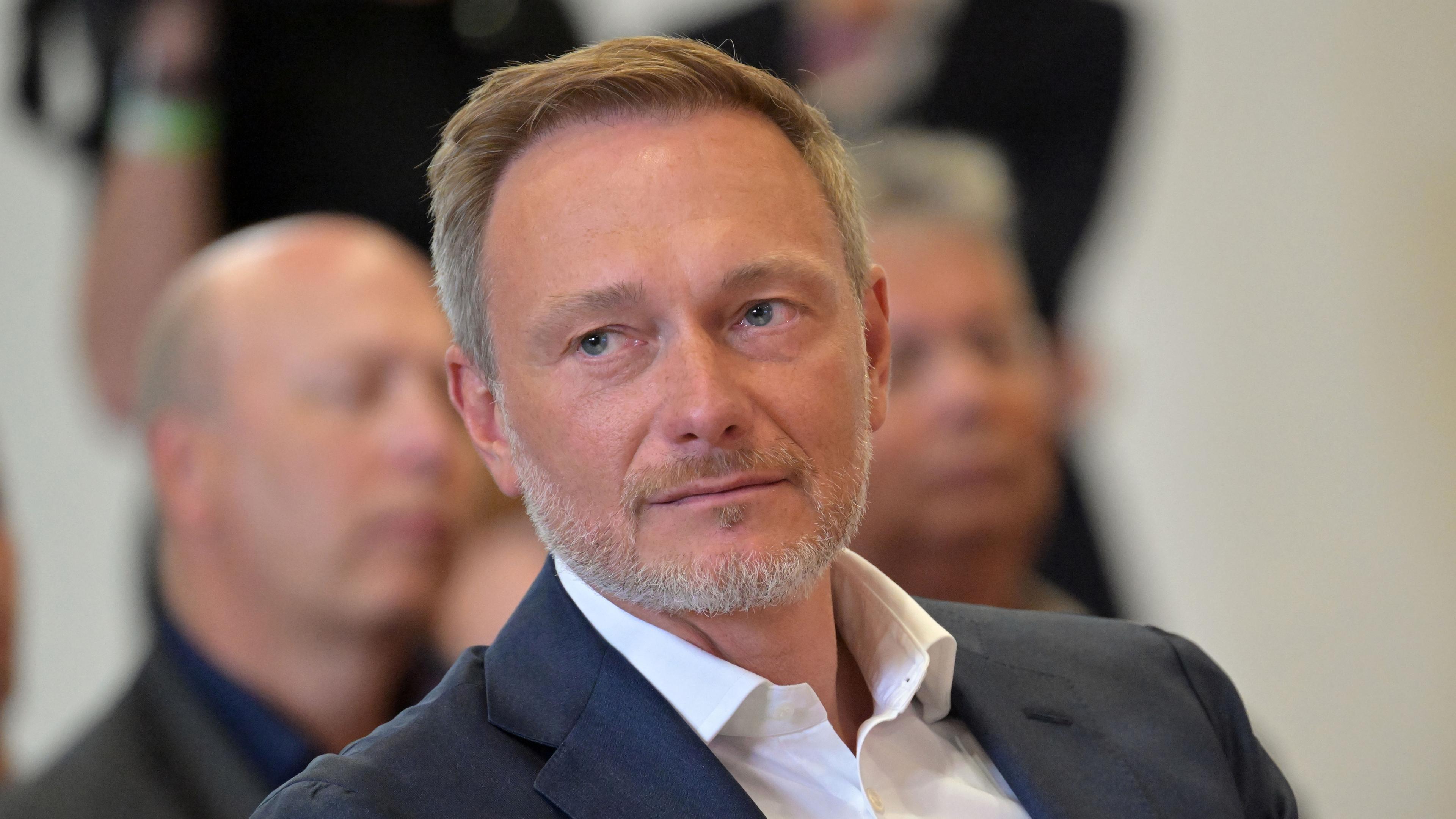 Bundesfinanzminister Lindner beim Bürgerdialog in Potsdam