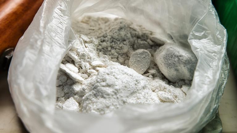 https://www.zdf.de/assets/cocaine-valley-kokain-produzenten-unter-druck-102~768x432?cb=1688642159903