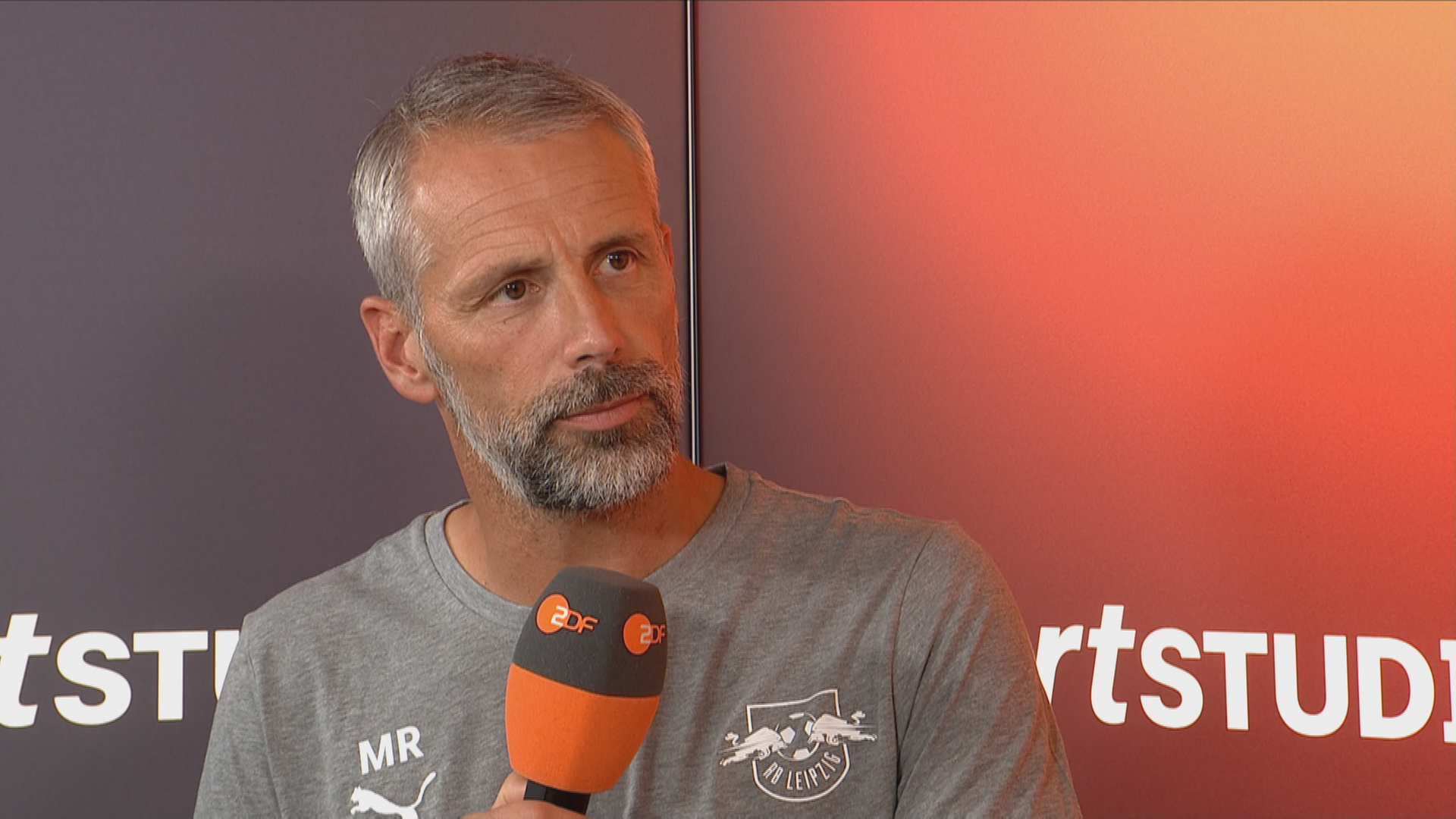 Leipzigs Trainer Marco Rose beim Interview im aktuellen Sportstudio.