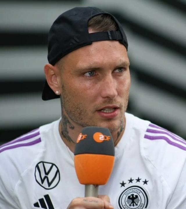 Fußballspieler David Raum im ZDF-Interview.