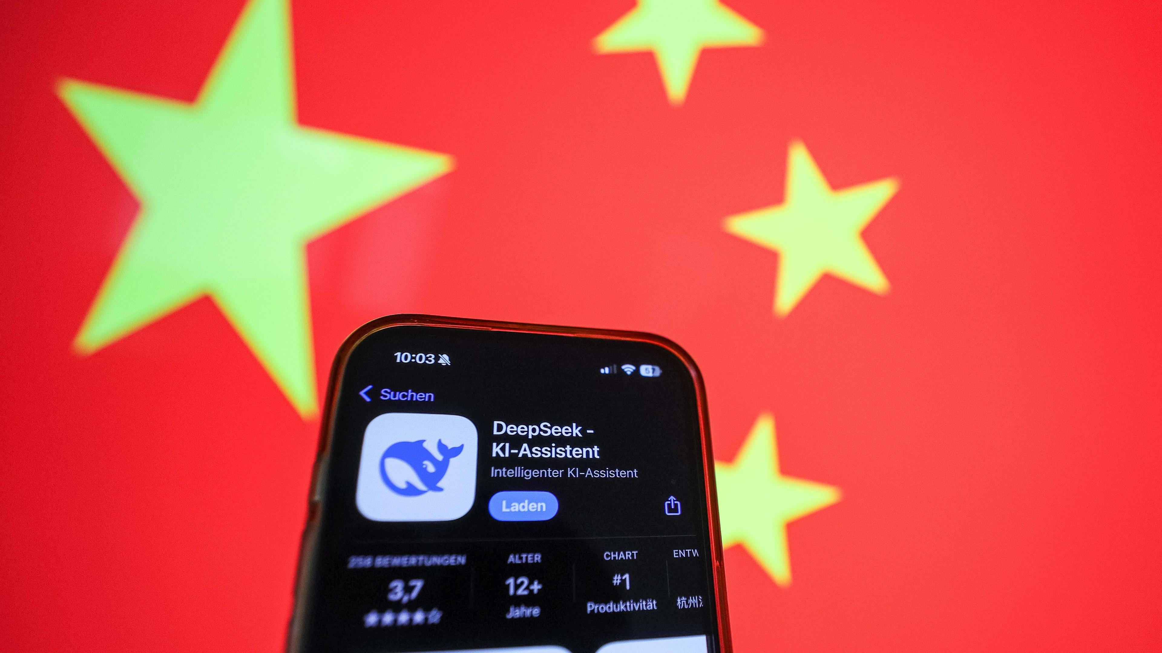 DeepSeek-Chatbot: Chinas KI-Erfolg und seine Schattenseiten ...