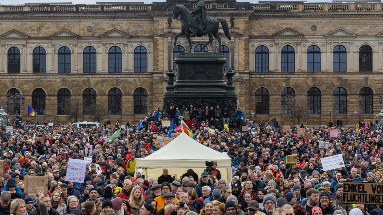 Demonstrationen Gegen Rechtsextremismus: Demonstrationen Gegen ...