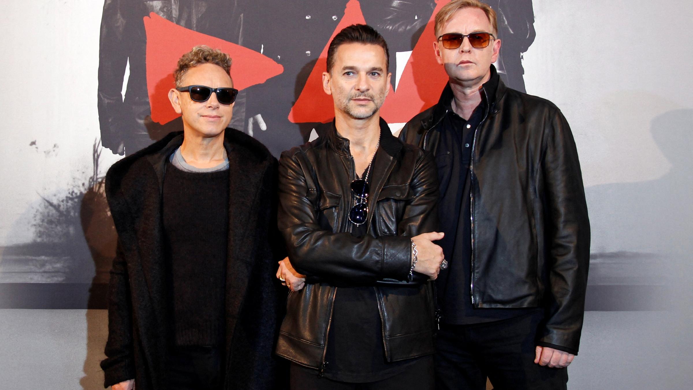 Депеш мод лучше. Группа Depeche Mode. Группа депеш мод сейчас. Группа Depeche Mode сейчас. Depeche Mode 1990s.
