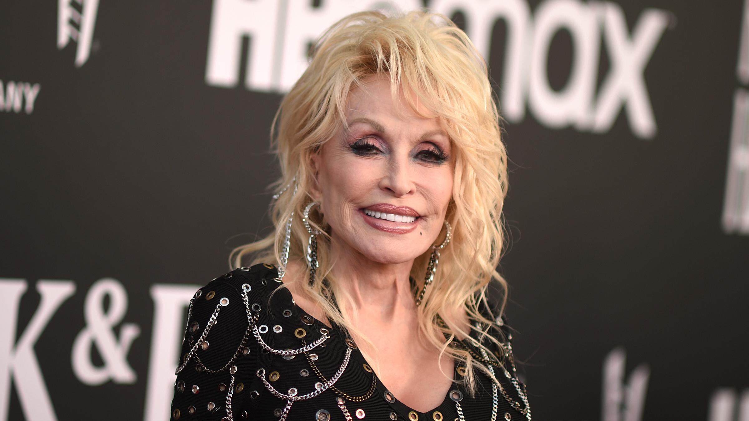 Dolly Parton  auf einer Gala