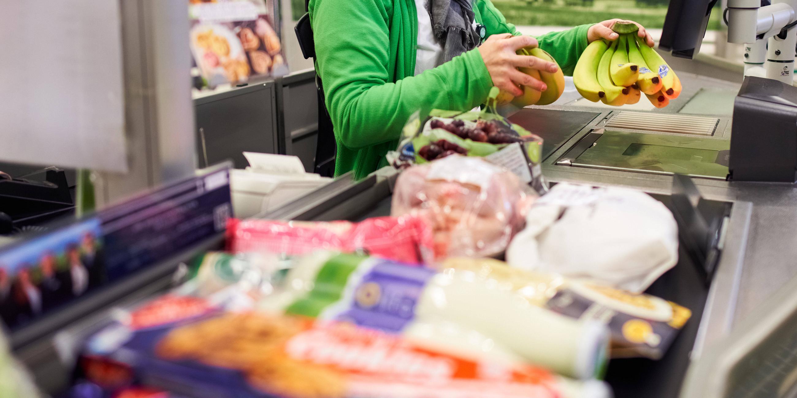 Archiv: Einkauf im Supermarkt