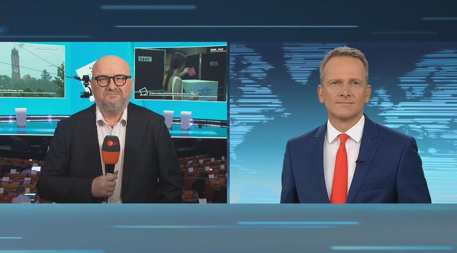 ZDF-Korrespondent Ulf Röller (links) gibt in Brüssel Einschätzungen, ob Ursula von der Leyen ein zweites Mal Kommissionspräsidentin wird.