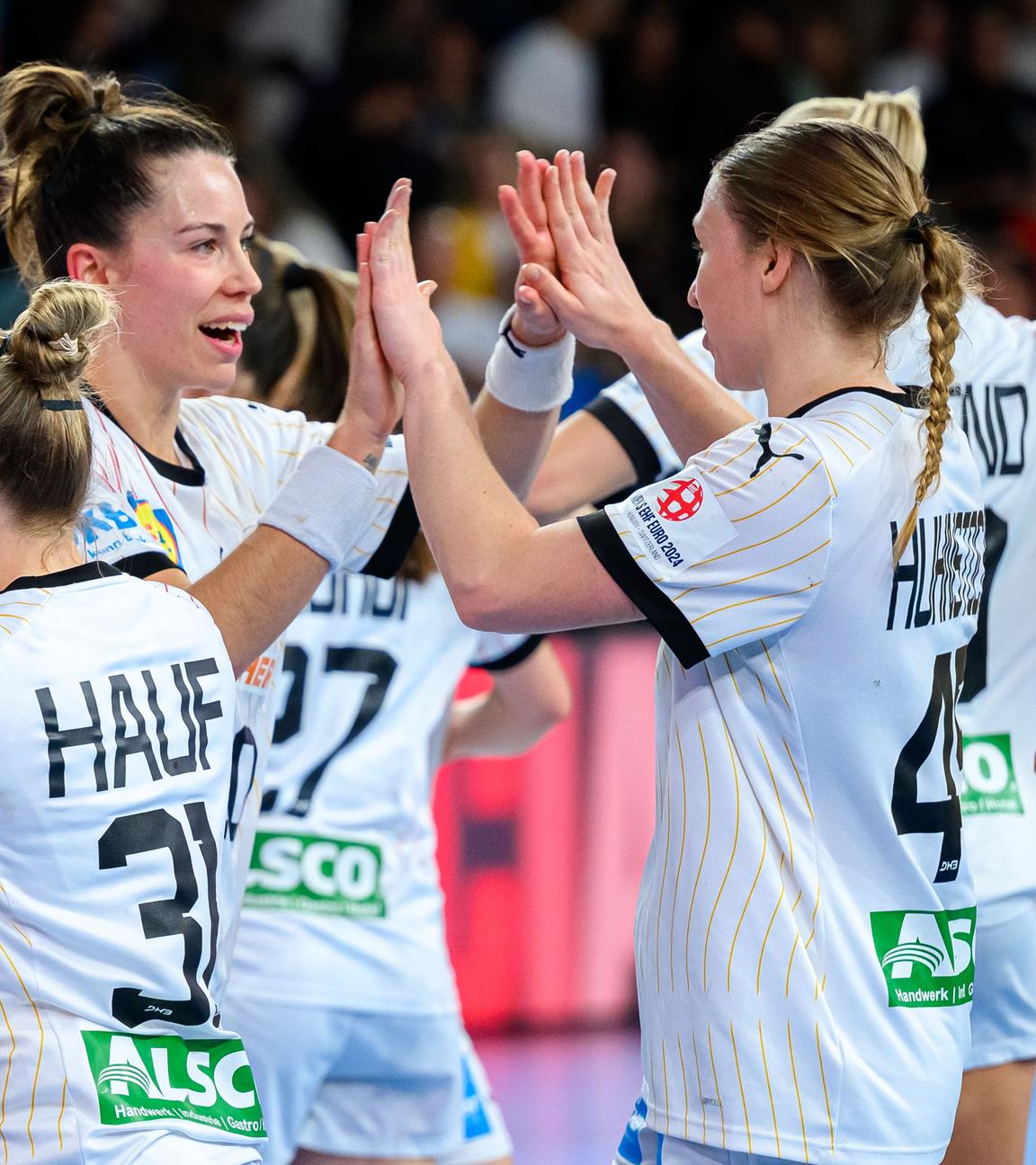 Handball-EM der Frauen: Island gegen Deutschland.