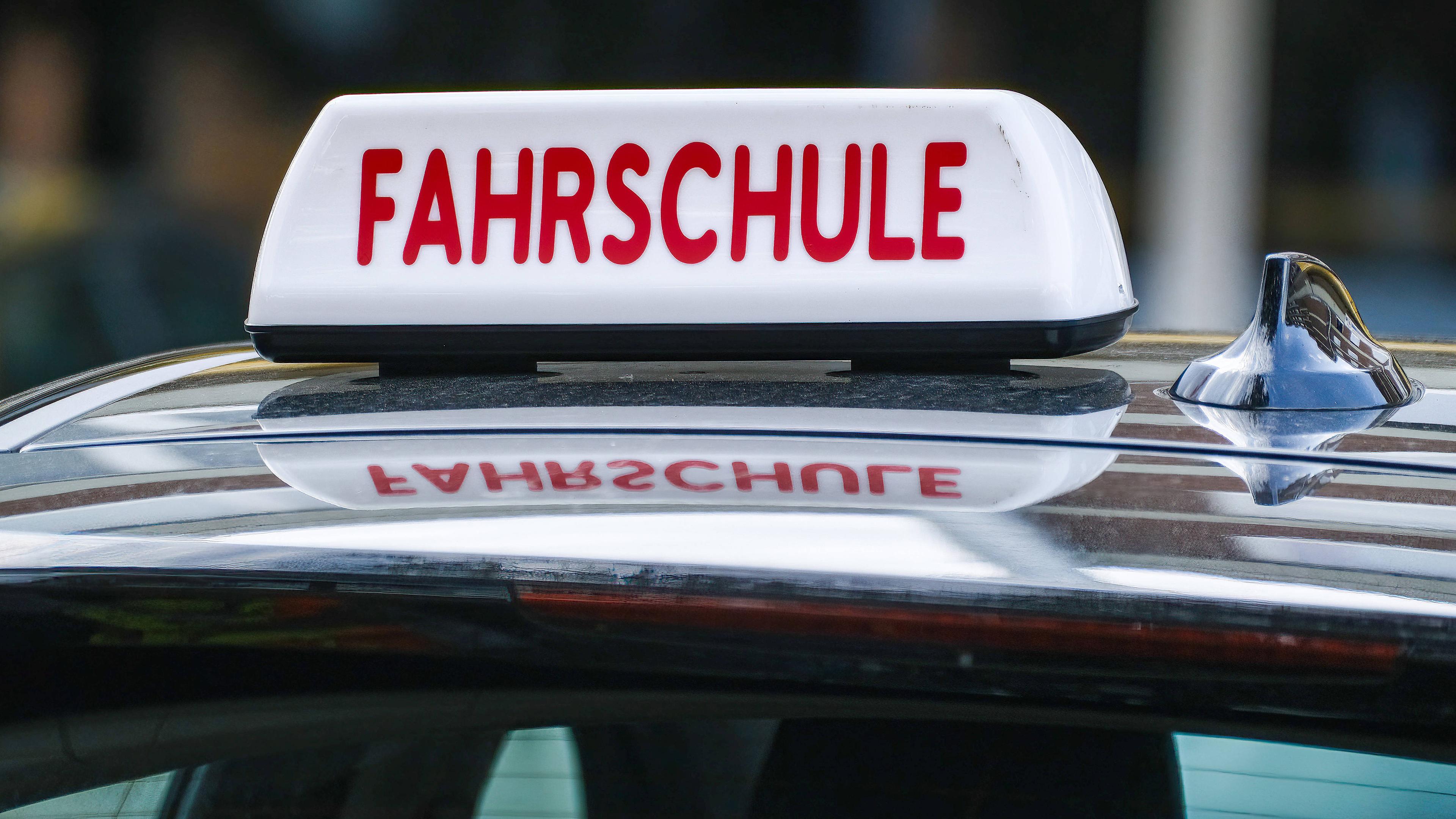 Fahrschul-Auto