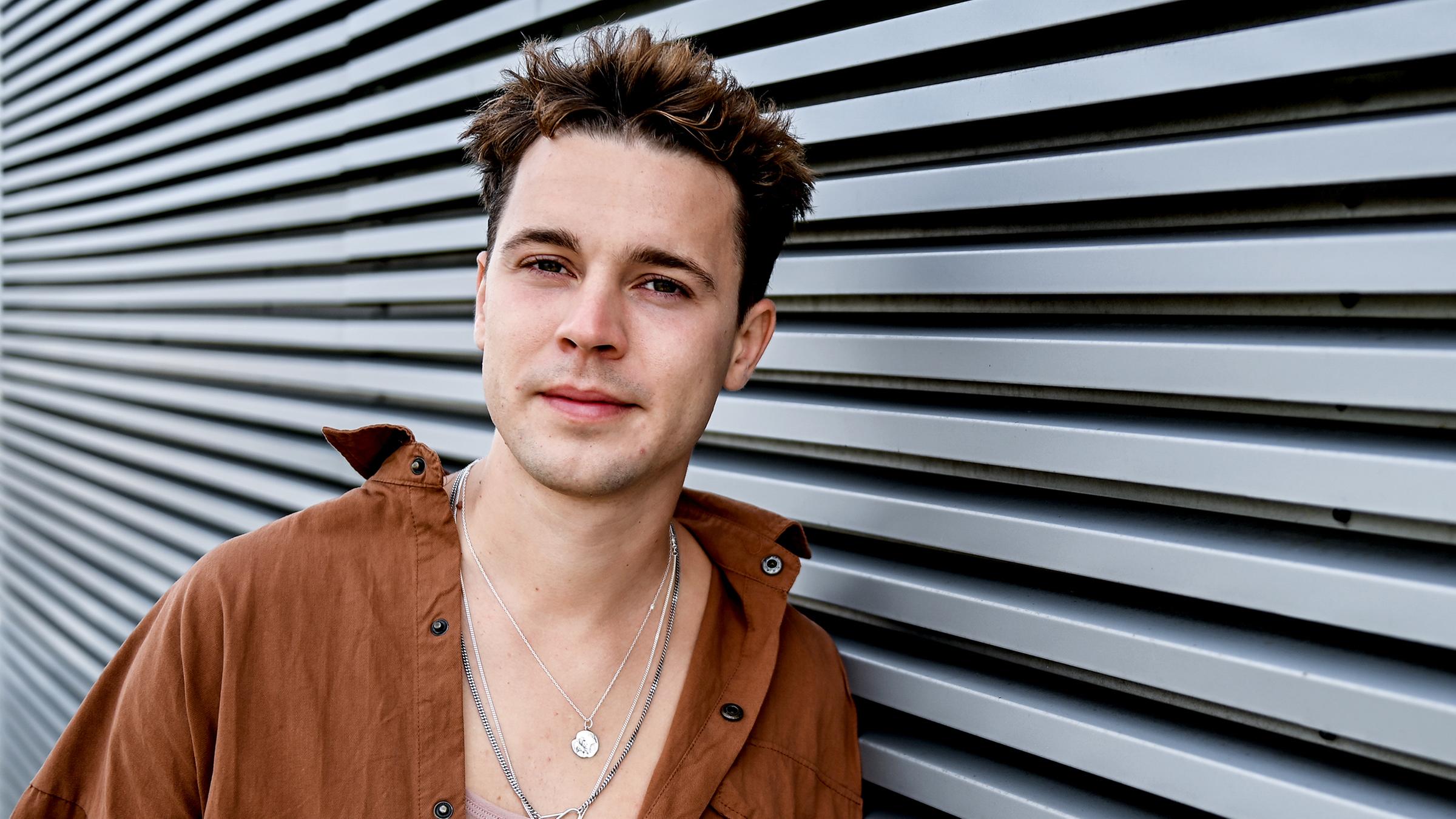 Star-DJ Fee alias Felix Jaehn bei einem Fotoshooting.