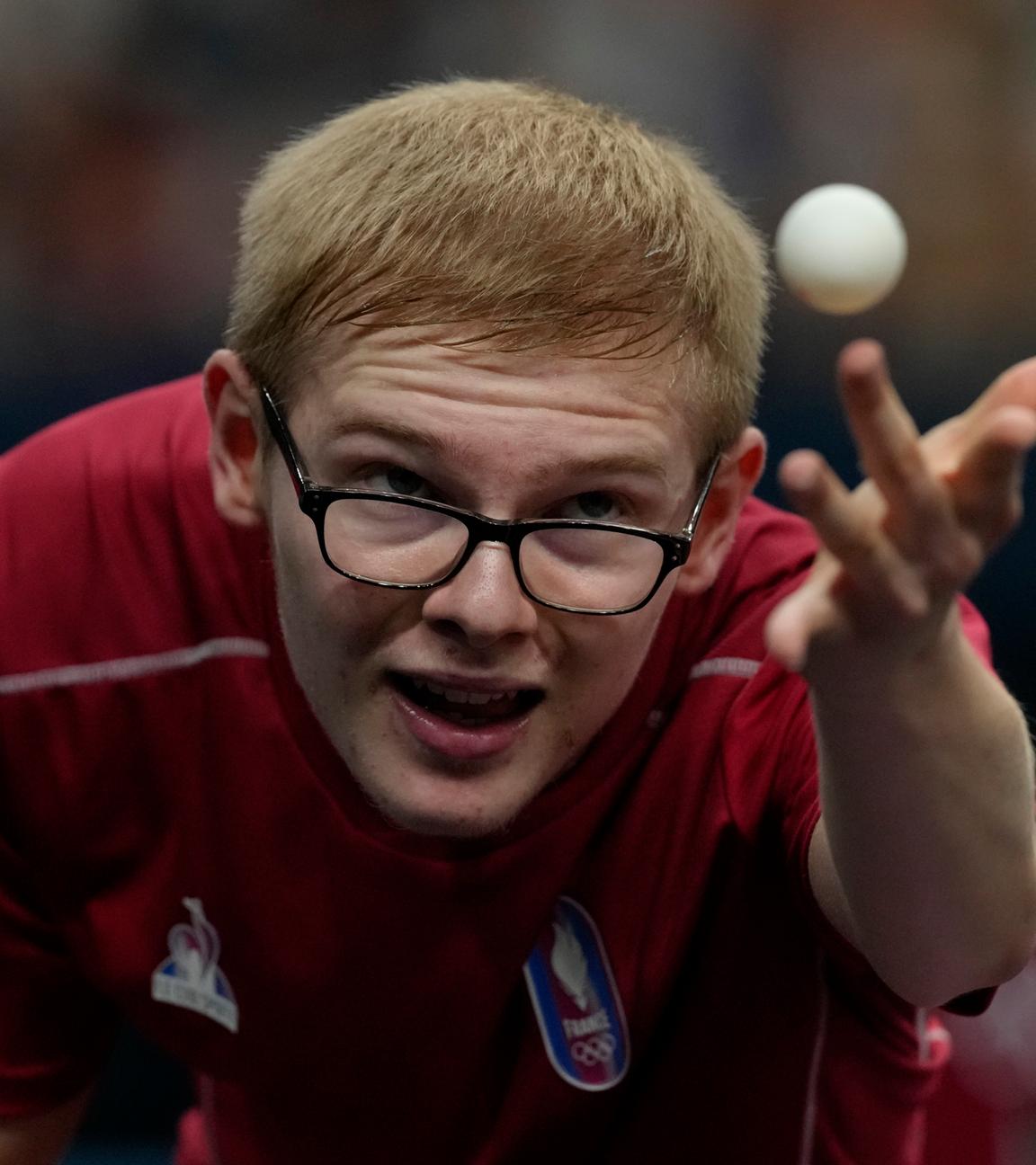 Frankreichs Felix Lebrun während dem Viertelfinale beim Tischtennis.